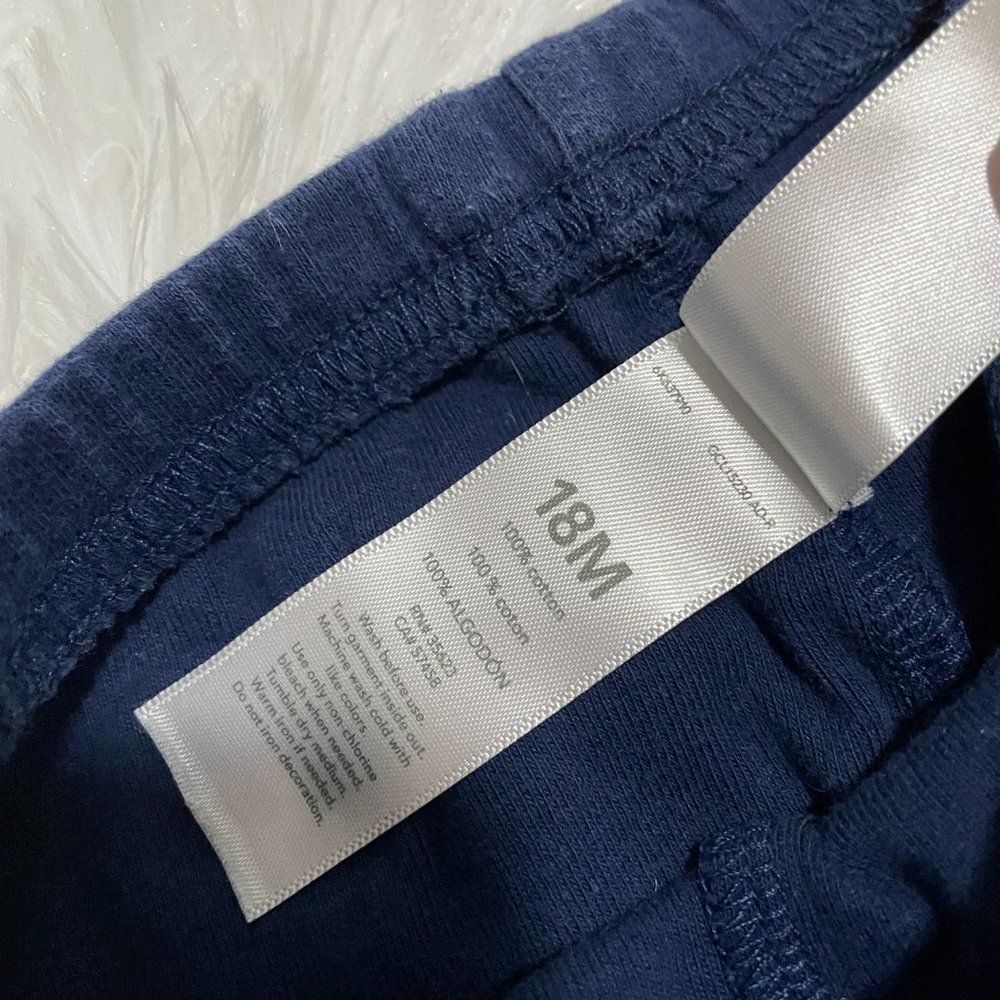 3/$10 Baby Shark Joggers Size 18 Months - Picture 4 of 5